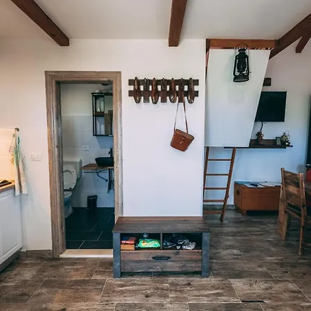House Dograde