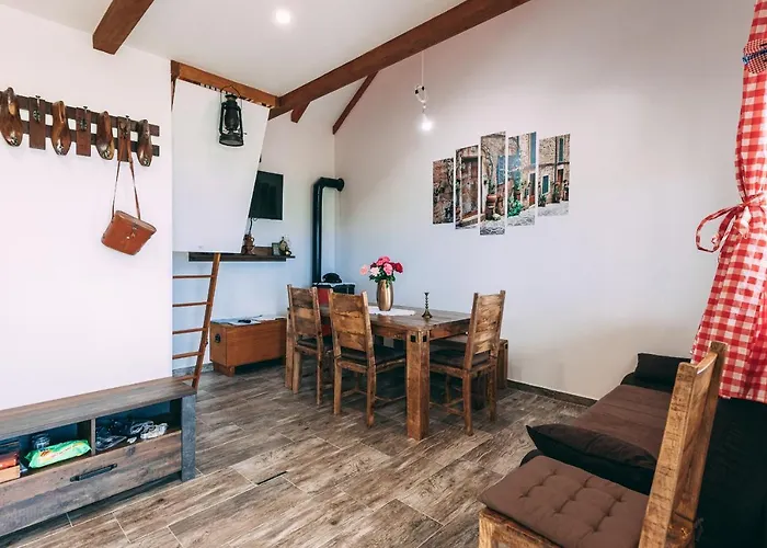 シャレー House