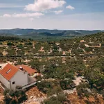 House בקתה *