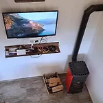 House בקתה *