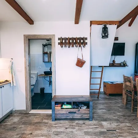 House シャレー *