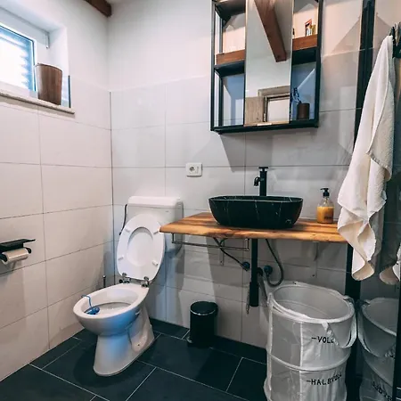 House シャレー